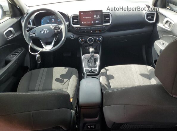KMHRC8A33SU366113 2025 HYUNDAI VENUE White 
