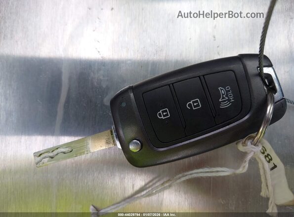 KMHRC8A34LU024929 2020 HYUNDAI VENUE Blue წინა პანელის ხედი