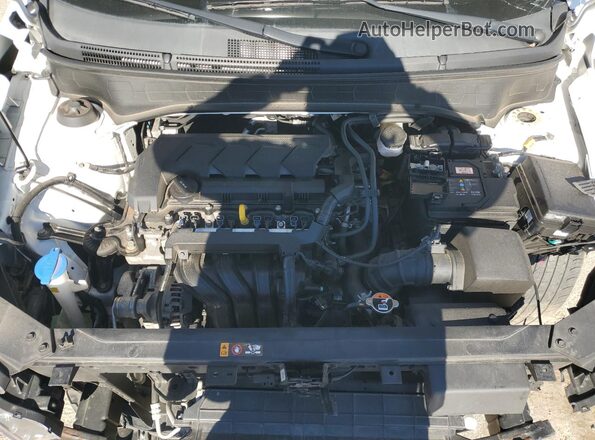 KMHRC8A34PU212663 2023 HYUNDAI VENUE White Engine compartment view