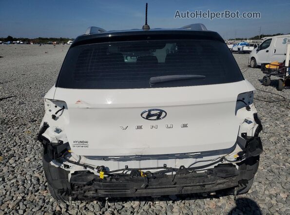 KMHRC8A35RU295331 2024 HYUNDAI VENUE White Widok z tyłu