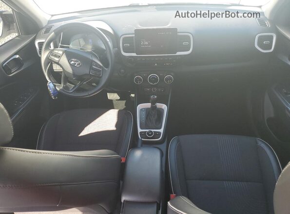 KMHRC8A35RU295331 2024 HYUNDAI VENUE White Widok deski rozdzielczej