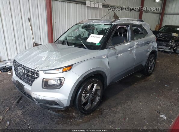 KMHRC8A37MU108616 2021 HYUNDAI VENUE Silver Front left
