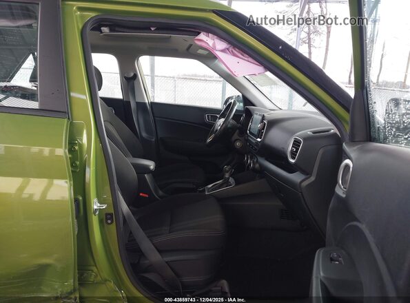 KMHRC8A37NU155355 2022 HYUNDAI VENUE Green Սալոնի դիմացի տեսք