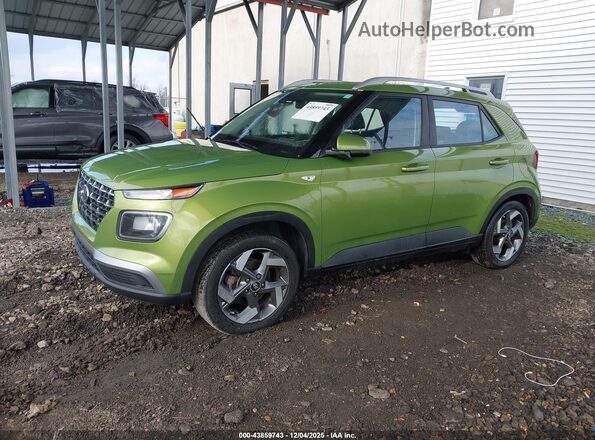 KMHRC8A37NU155355 2022 HYUNDAI VENUE Green Առջևի ձախ երեք քառորդ տեսարան