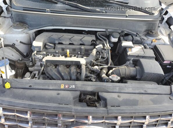 KMHRC8A38PU257301 2023 HYUNDAI VENUE Silver Rear interior view