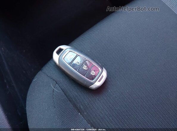 KMHRC8A39RU306623 2024 HYUNDAI VENUE Red Вид панелі приладів