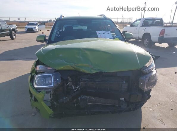 KMHRC8A39RU319792 2024 HYUNDAI VENUE Green Widok wnętrza z tyłu