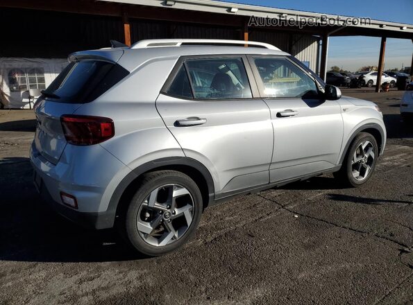 KMHRC8A3XMU105869 2021 HYUNDAI VENUE Gray Rear right