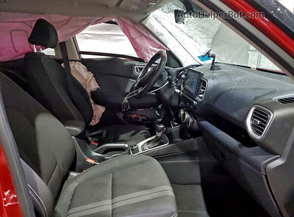 KMHRC8A3XSU372829 2025 HYUNDAI VENUE Red Front interior view