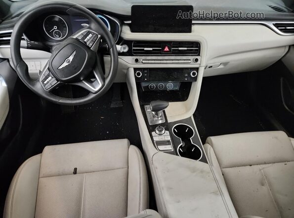 KMTG34SC3SU151111 2025 GENESIS G70 Silver Առջևի վահանակի տեսք