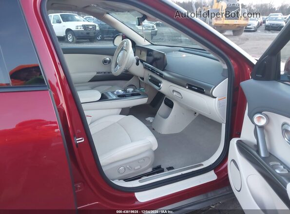 KMUKCDTC8PU004231 2023 GENESIS GV60 Red Widok wnętrza z przodu