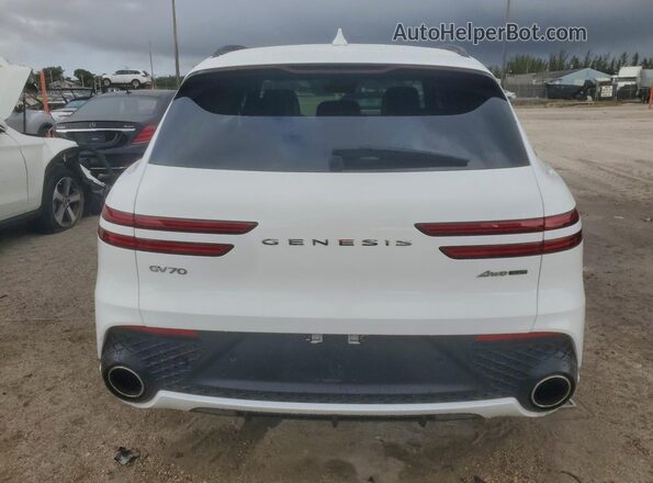 KMUMCDTC6NU031417 2022 GENESIS GV70 White Rear view