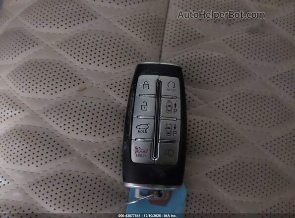 KMUMCDTC9PU086074 2023 GENESIS GV70 Purple Вид панелі приладів