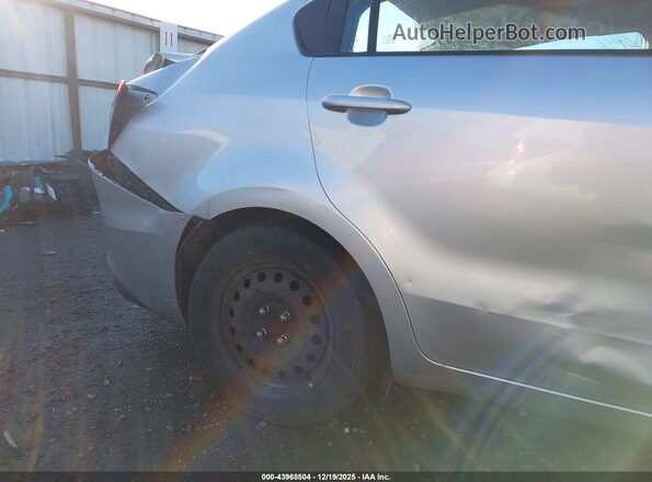 KNADM4A31G6561074 2016 KIA RIO Silver უკანა სალონის ხედი