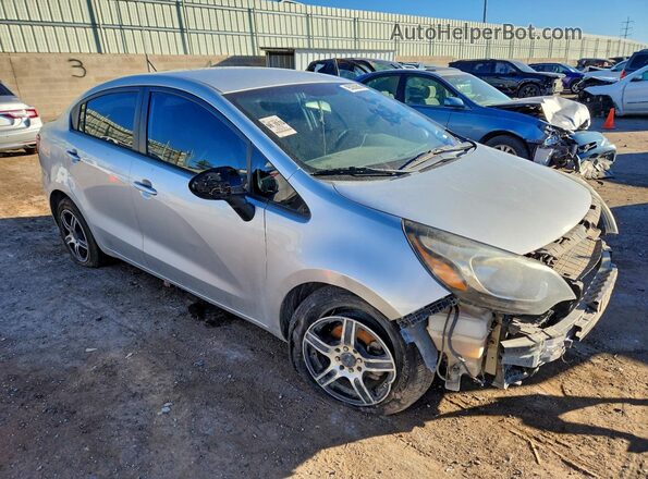 KNADM4A37G6653371 2016 KIA RIO Silver Przód prawy
