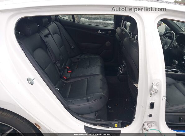KNAE35LD4N6112813 2022 KIA STINGER White Widok naklejki z numerem VIN