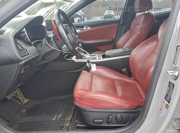 KNAE45LC2N6106304 2022 KIA STINGER Gray Front interior view