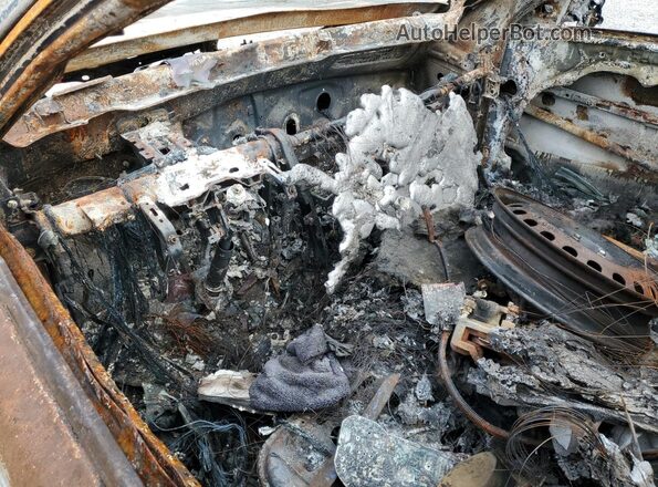 KNALC4J1XK5168718 2019 KIA CADENZA Burn Widok deski rozdzielczej