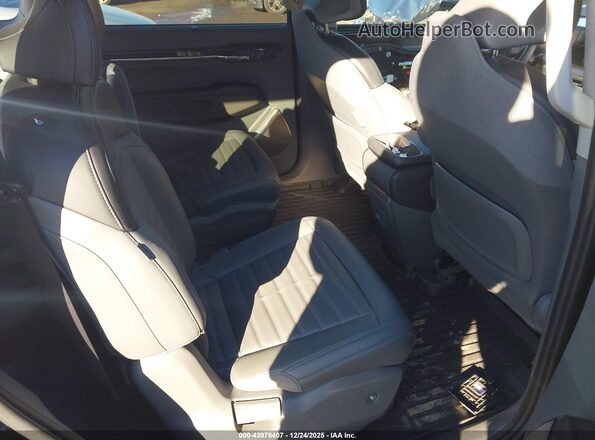 KNDADFS54R6027975 2024 KIA EV9 Black VIN կոդի պիտակի տեսք