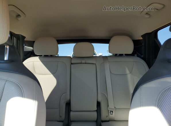 KNDC3DLC0N5087667 2022 KIA EV6 Gray Rear seats view