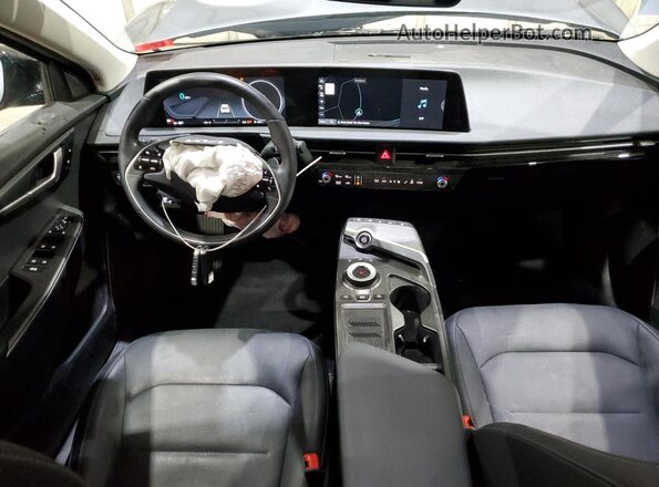 KNDC3DLC4R5220954 2024 KIA EV6 Gray Vista del salpicadero