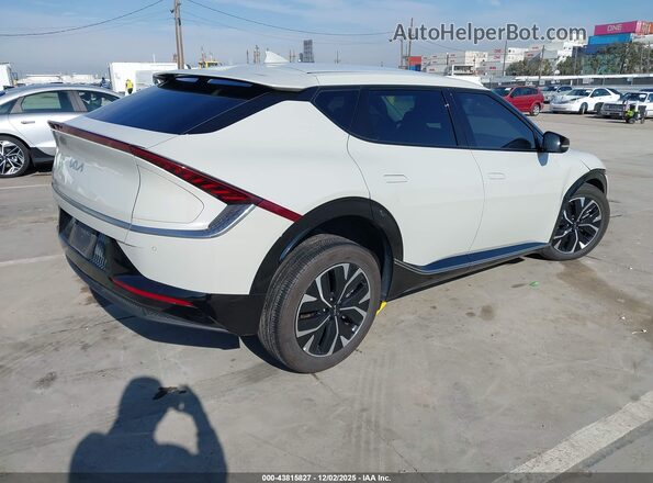 KNDC3DLC7N5082403 2022 KIA EV6 Beige Հետևի աջ