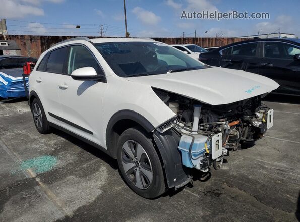 KNDCB3LC1N5533242 2022 KIA NIRO White Przód prawy