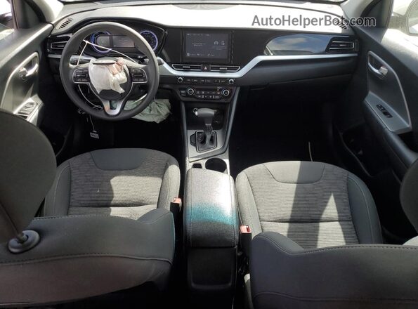 KNDCB3LC1N5533242 2022 KIA NIRO White Widok deski rozdzielczej