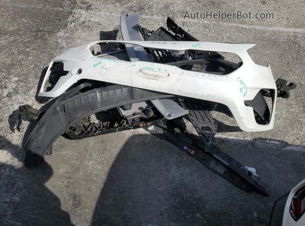 KNDCB3LC1N5533242 2022 KIA NIRO White Widok komory silnika