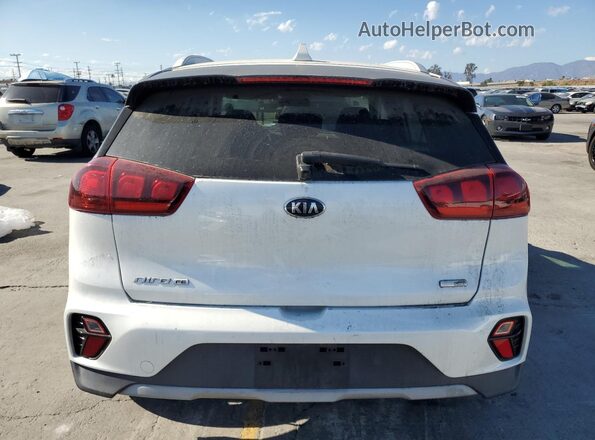 KNDCB3LC3M5471809 2021 KIA NIRO White Widok z tyłu