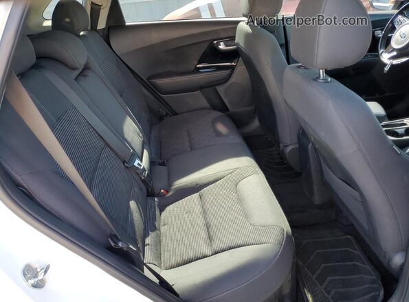 KNDCB3LC4L5448859 2020 KIA NIRO White Vista interior trasera