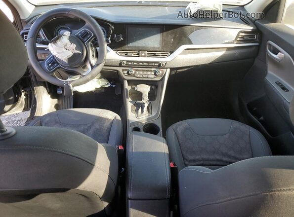 KNDCB3LC4M5467915 2021 KIA NIRO Black Dashboard view