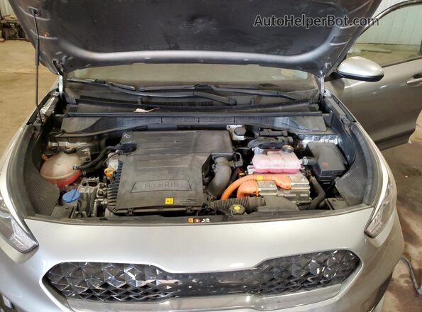 KNDCB3LC6N5499573 2022 KIA NIRO Silver Vista interior trasera
