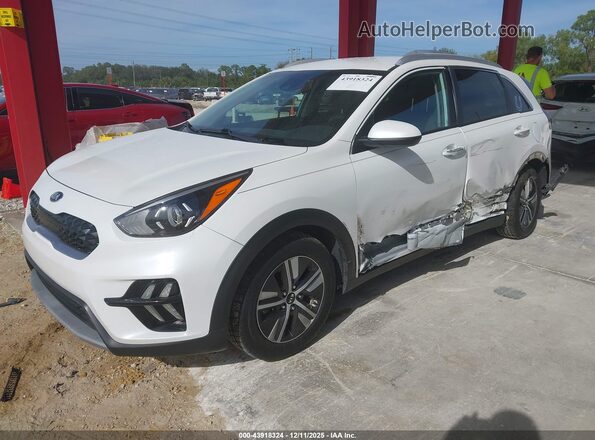 KNDCB3LC7L5374286 2020 KIA NIRO White Przód lewy
