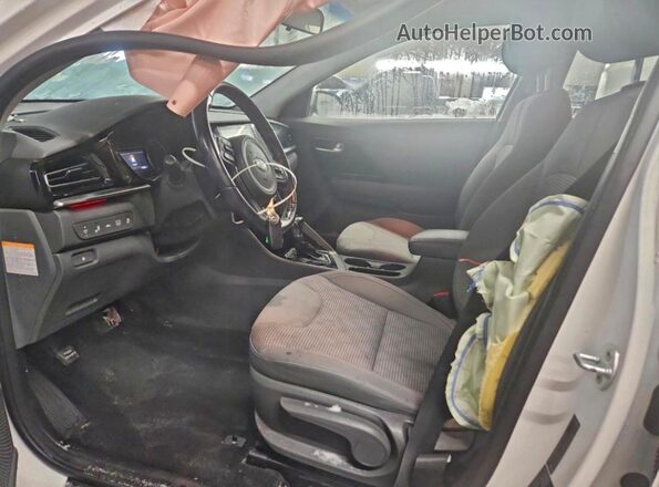 KNDCB3LC9M5471328 2021 KIA NIRO White წინა სალონის ხედი
