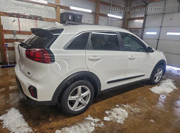 KNDCB3LC9M5471328 2021 KIA NIRO White უკანა მარჯვენა