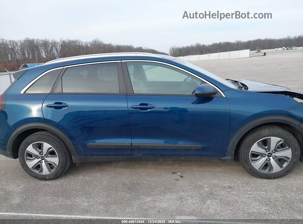 KNDCB3LC9N5538642 2022 KIA NIRO Синий Панорамный вид салона 360°