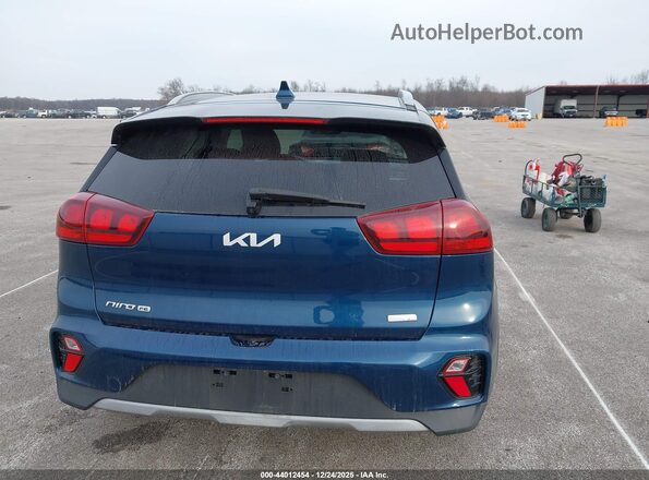 KNDCB3LC9N5538642 2022 KIA NIRO Синий 