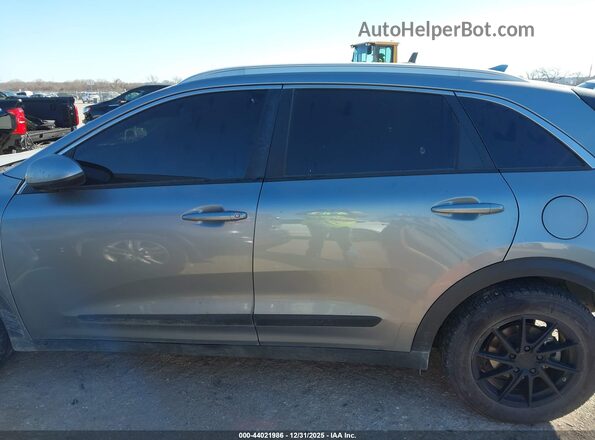 KNDCB3LCXN5541470 2022 KIA NIRO Gray Vista interior de 360 grados
