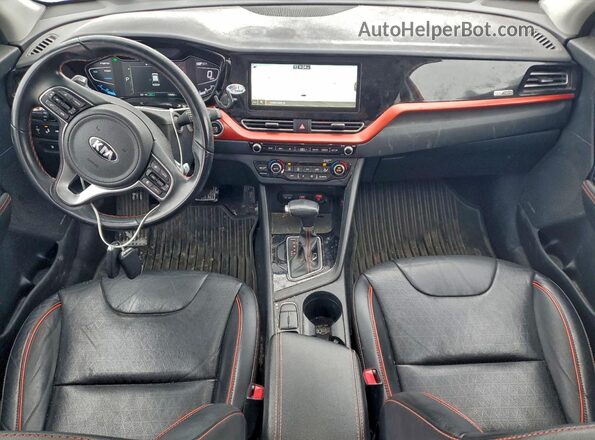 KNDCC3LC0M5475555 2021 KIA NIRO Orange 
