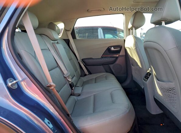 KNDCC3LC5M5468231 2021 KIA NIRO Blue უკანა სალონის ხედი