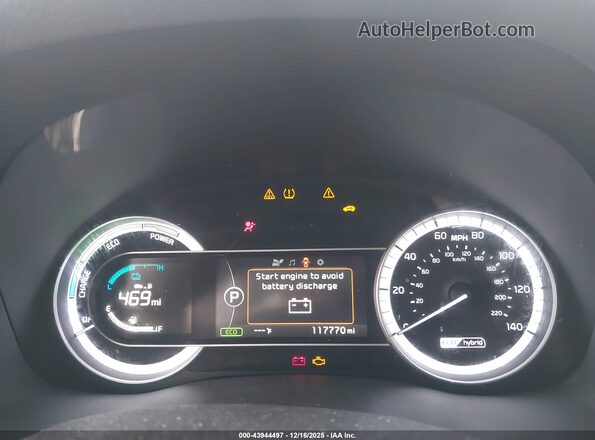 KNDCC3LC7H5072128 2017 KIA NIRO Белый Вид задних сидений
