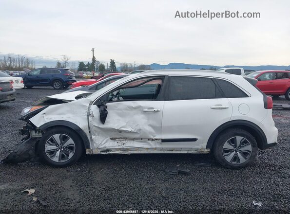 KNDCC3LC7H5072128 2017 KIA NIRO Белый 