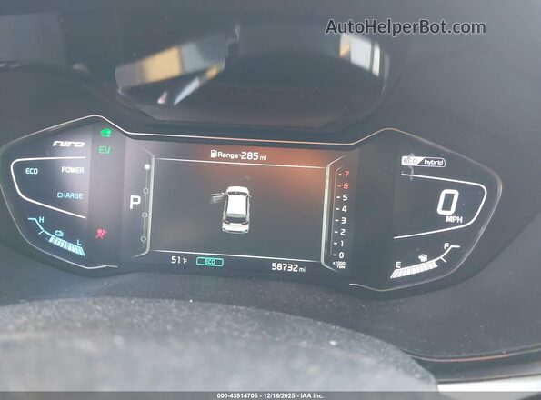 KNDCC3LC7N5536837 2022 KIA NIRO Orange Vista de los asientos traseros