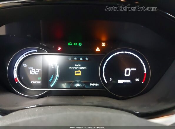 KNDCC3LG0N5142549 2022 KIA NIRO EV White Widok tylnych siedzeń