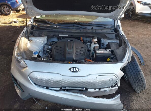 KNDCC3LG1K5017202 2019 KIA NIRO EV Silver Rear view