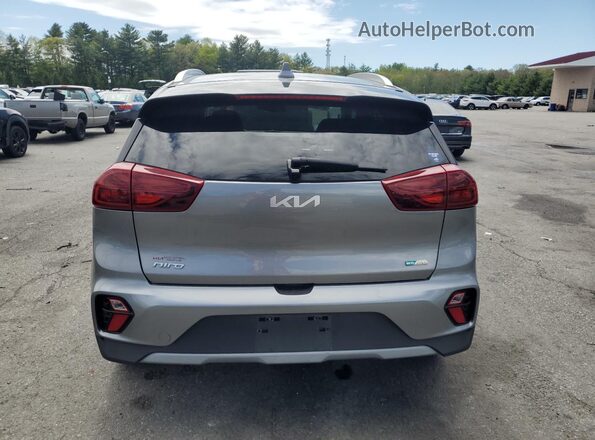 KNDCD3LD5N5489443 2022 KIA NIRO Silver Rear view
