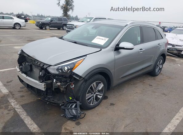 KNDCE3LC8N5490784 2022 KIA NIRO Silver Przód lewy