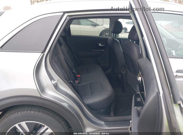 KNDCE3LC8N5490784 2022 KIA NIRO Silver Widok naklejki z numerem VIN