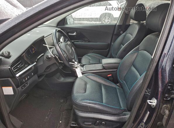 KNDCE3LG3N5140854 2022 KIA NIRO Blue Front interior view